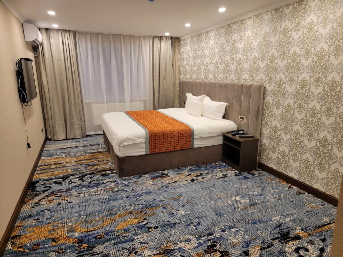 New West Hotel Ulaanbaatar Esterno foto