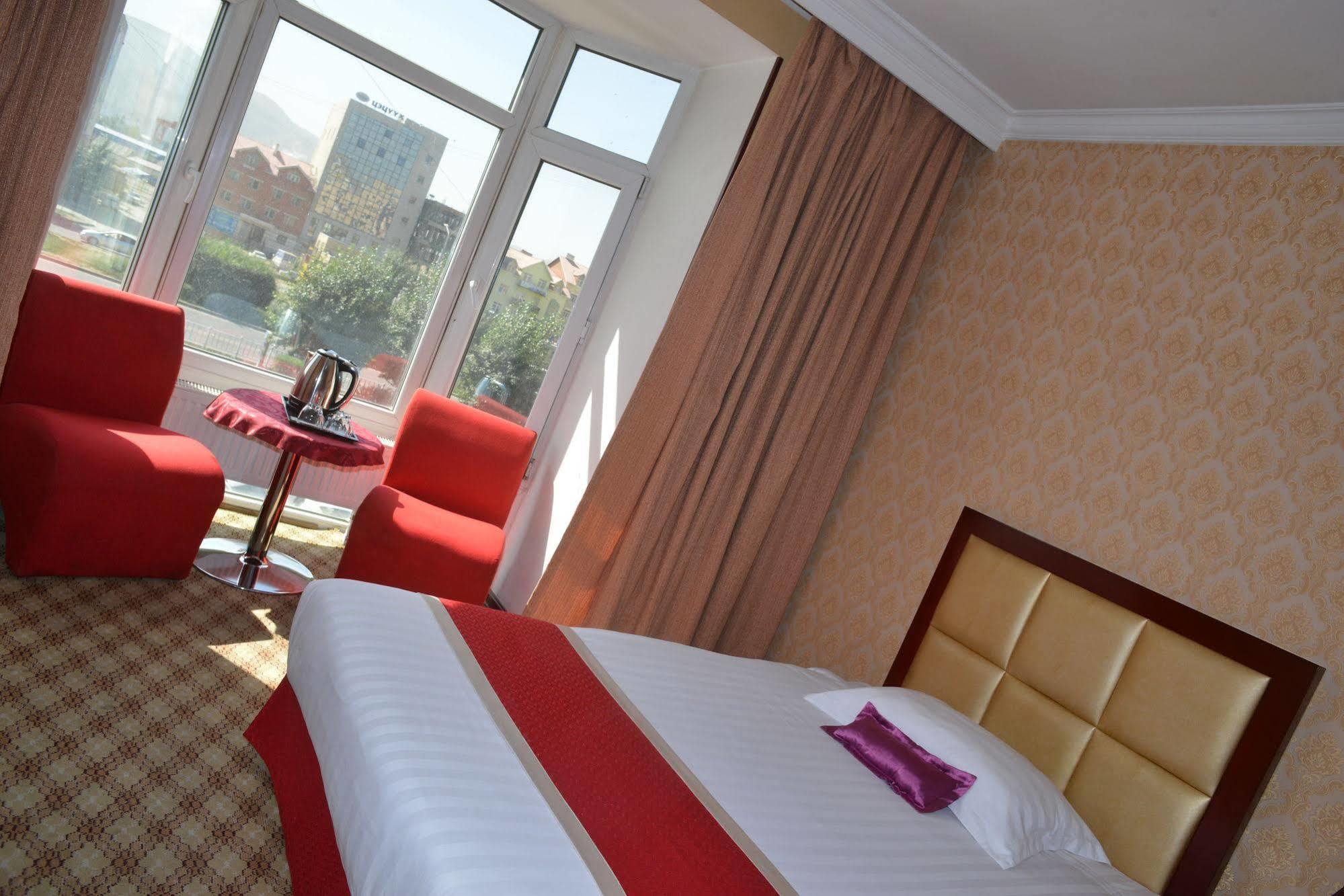 New West Hotel Ulaanbaatar Esterno foto
