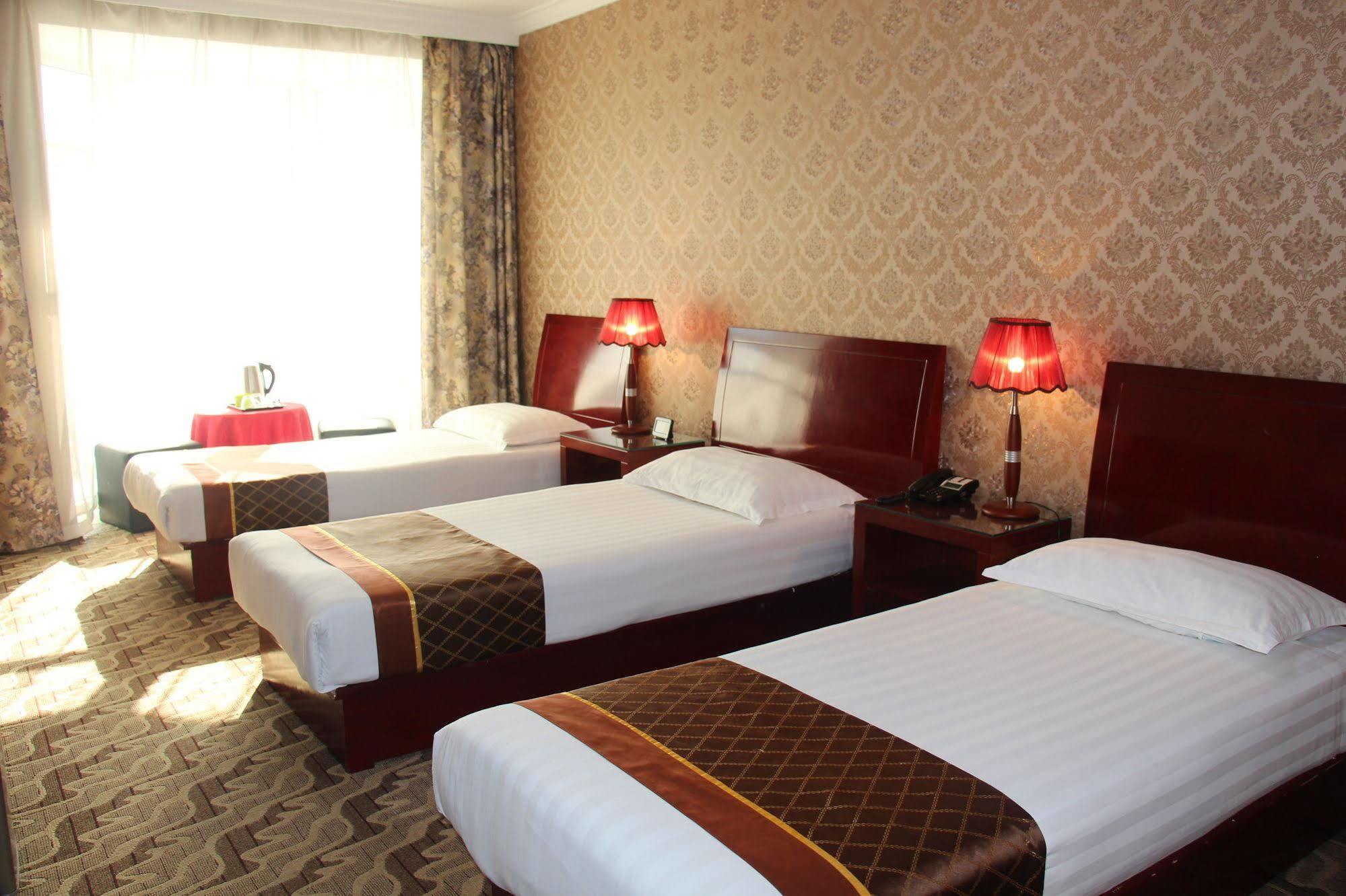 New West Hotel Ulaanbaatar Esterno foto